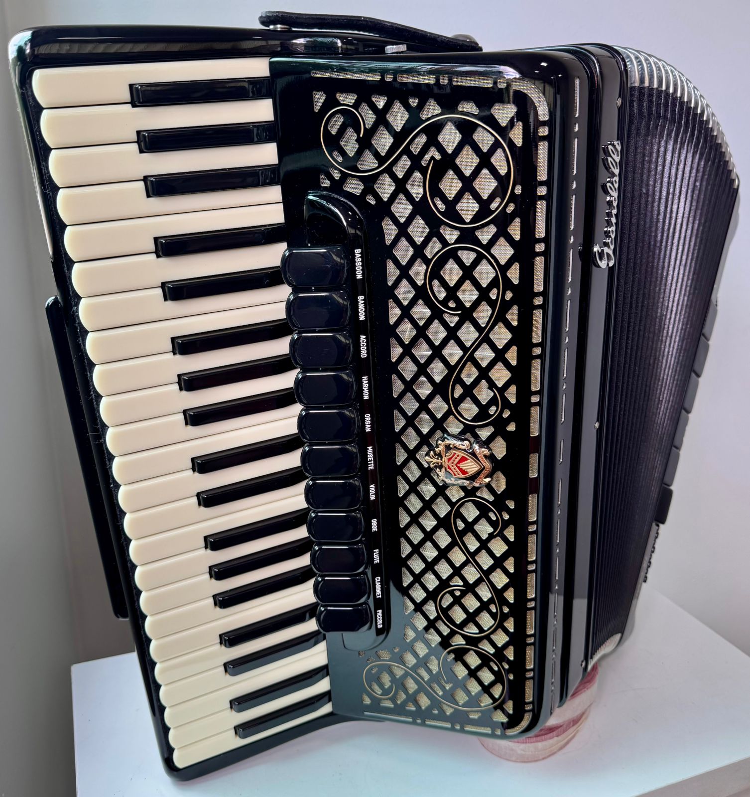 ACORDEON SCANDALLI SUPER VI 4s